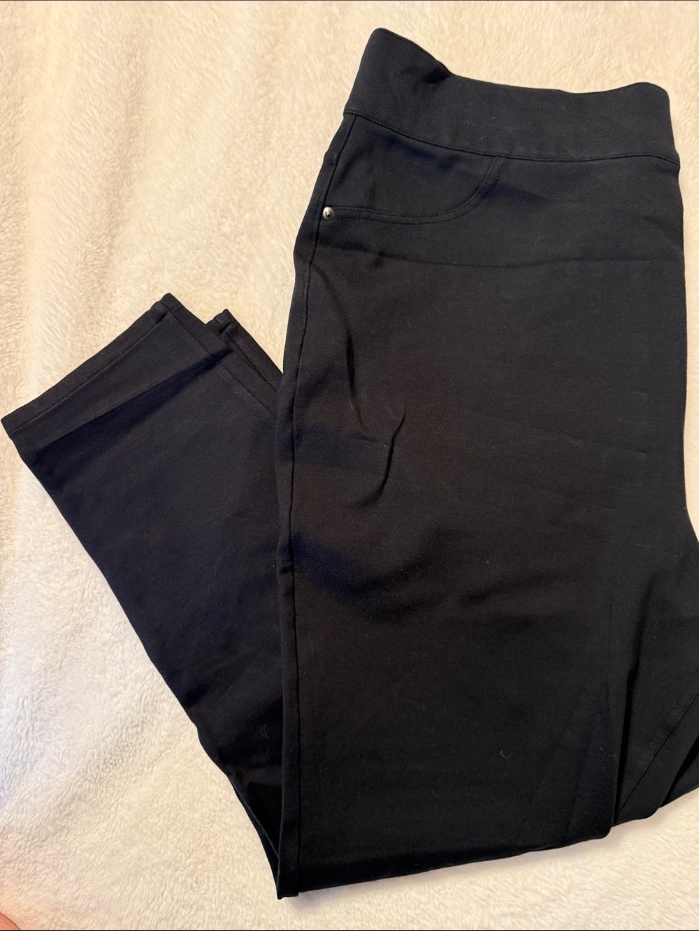 SPANX Black Ponte Ankle Pants